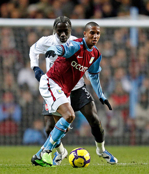 一如既往地 一如既往地