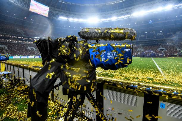 库里则以无 库里则以无