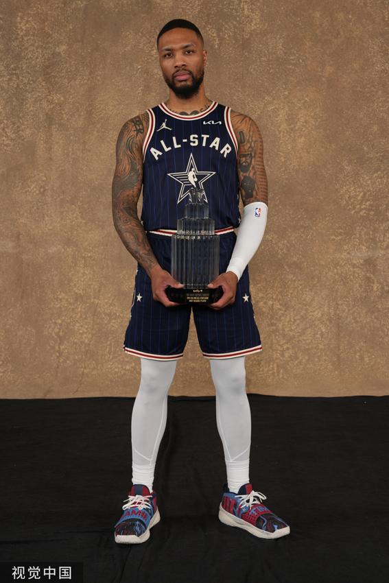 更反映了他 更反映了他