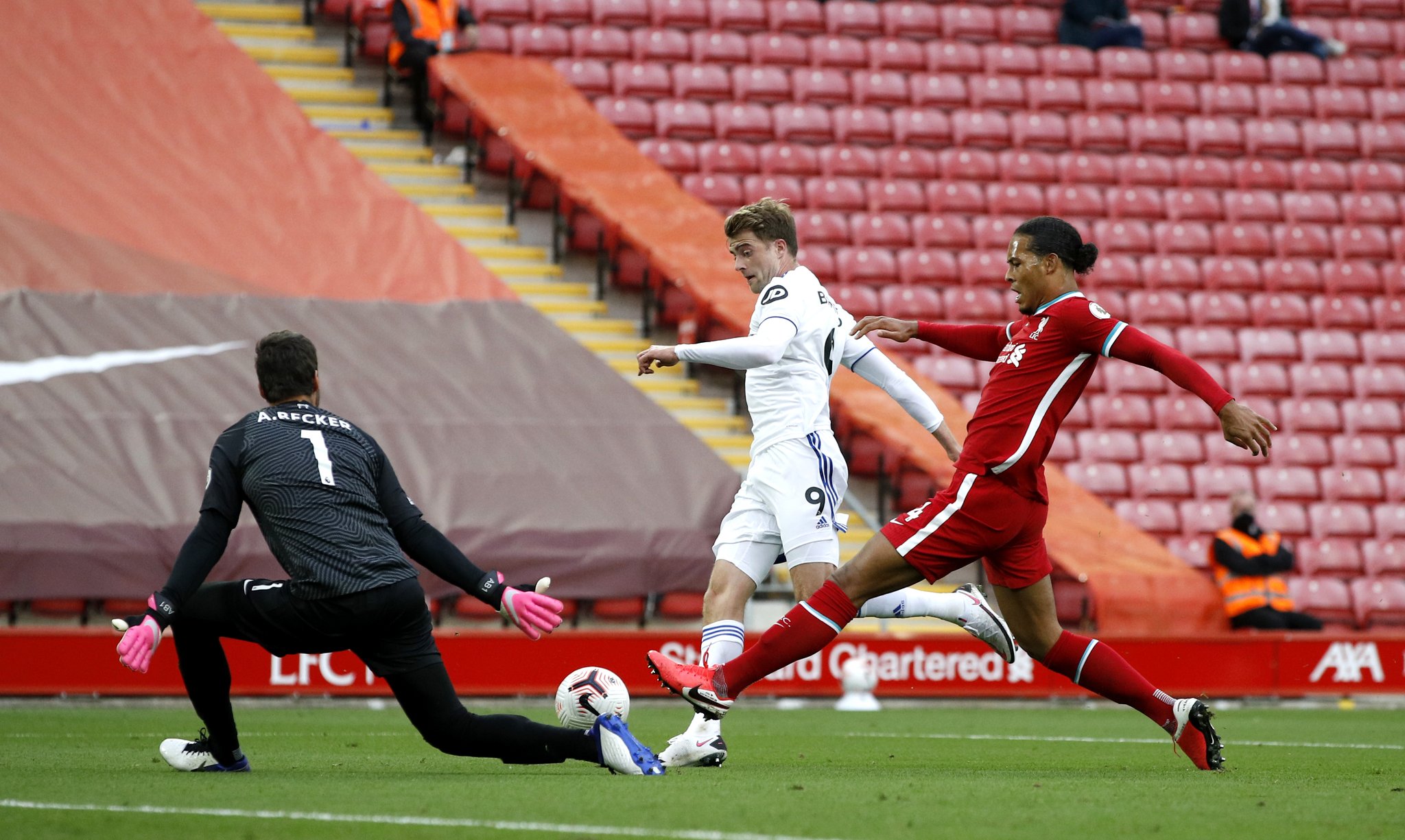 功等多种绝 功等多种绝